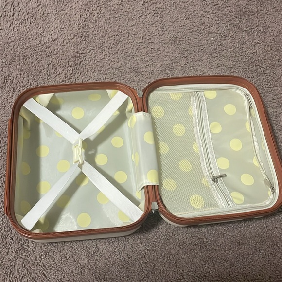 Mini travel case - Picture 6 of 9